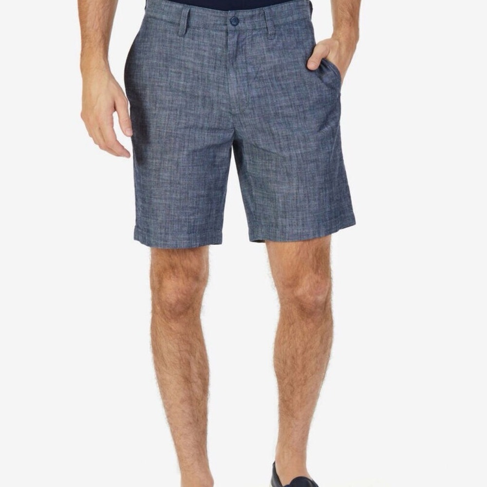 NWT Nautica Men's Classic-Fit Chambray 8.5" Deck Shorts - size 42